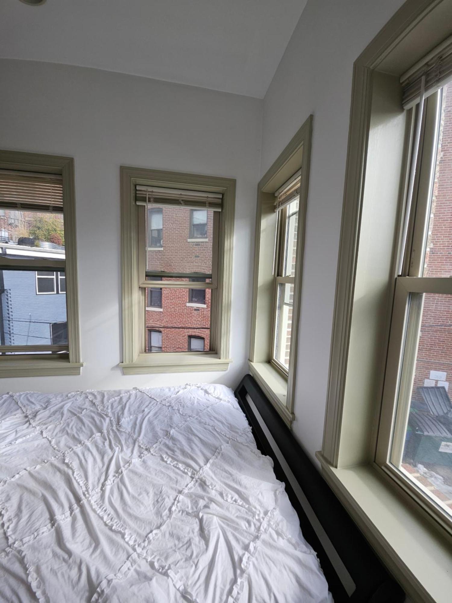 Dc Playhouse Bed And Breakfast Hotel Washington Exterior photo