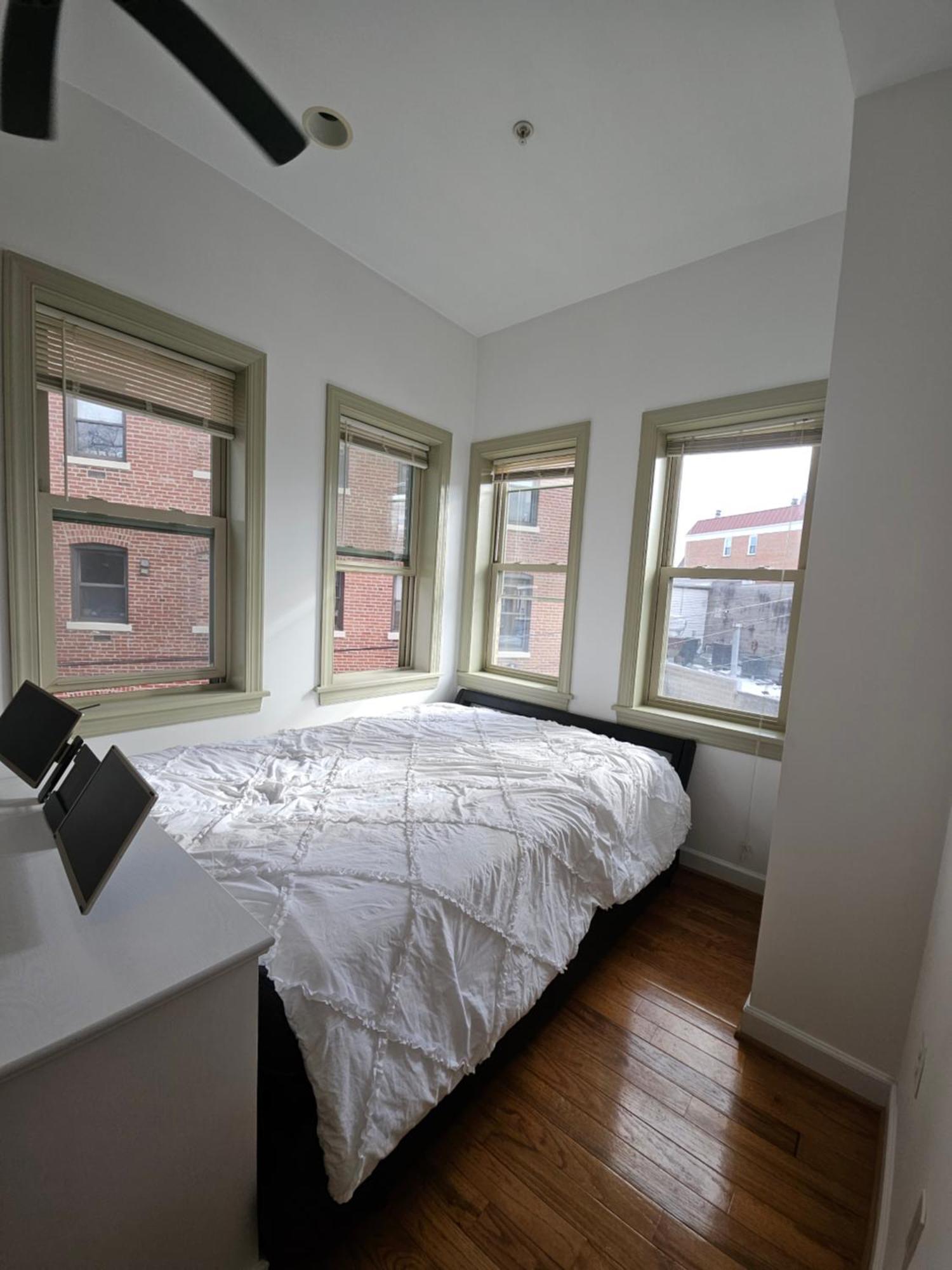 Dc Playhouse Bed And Breakfast Hotel Washington Exterior photo